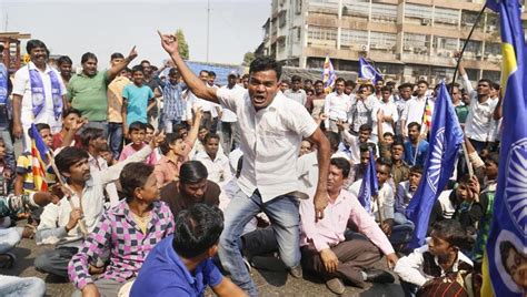 breaking dalit attack in maharashtra